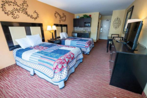New Landmark Resort w/ Waterpark View, Great Pools